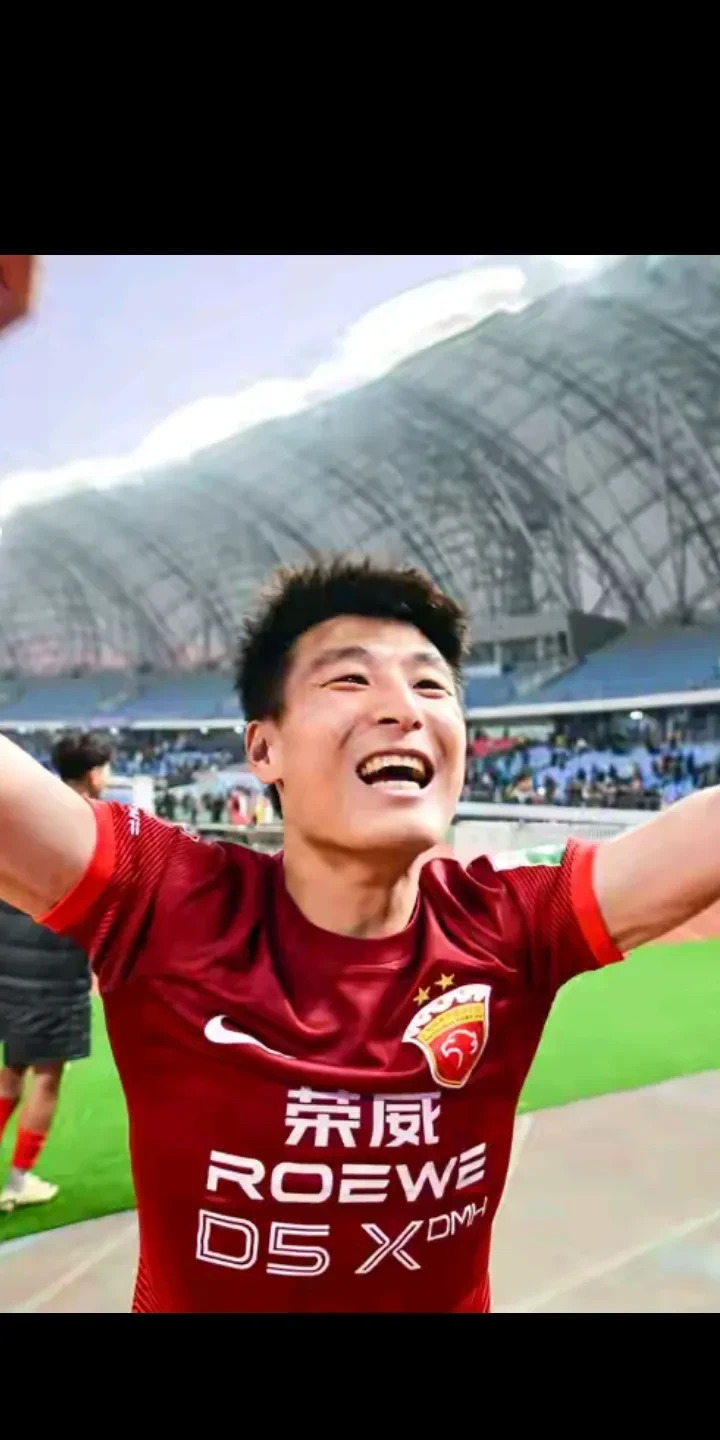 包含上港客场挑战广州富力，战术有望击溃对方的词条